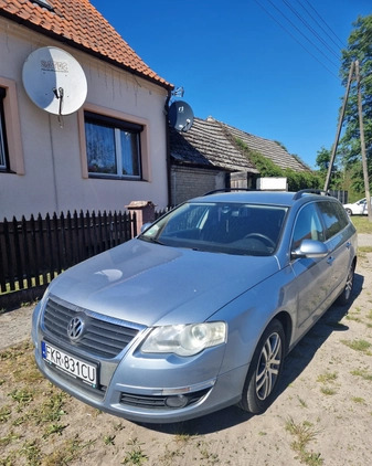 Volkswagen Passat cena 11000 przebieg: 382000, rok produkcji 2009 z Koluszki małe 137